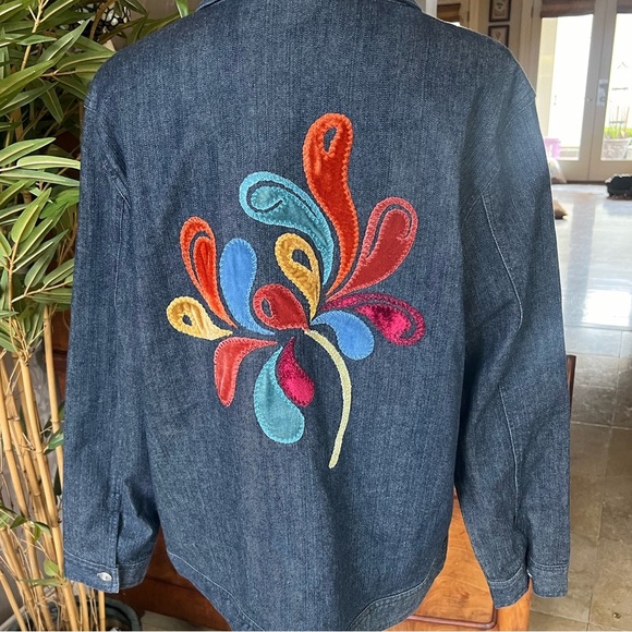 iOS Embellish ladies denim jacket. large. NWOT. Never. Worn. Perfect condition - Picture 8 of 16
